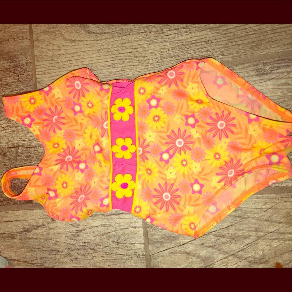 24 month swimsuit 😍 deal !